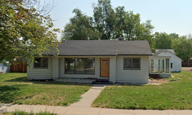 480 N 8th East